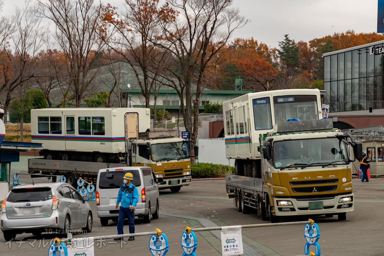 8500系レオライナー 8521f V3編成 トラック輸送で武蔵丘へ 入場陸送 西武鉄道情報館